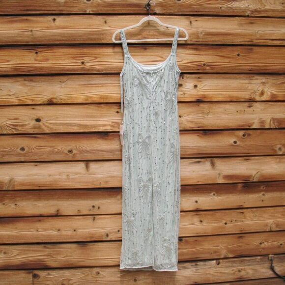 MAC DUGGAL 94129 Green Beaded Mesh Scoop Neck Fitted Gown With Bows - Picture 9 of 13